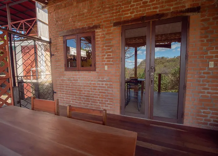 2 Bedroom Apartment With Bay View, Deck And Roof Terrace